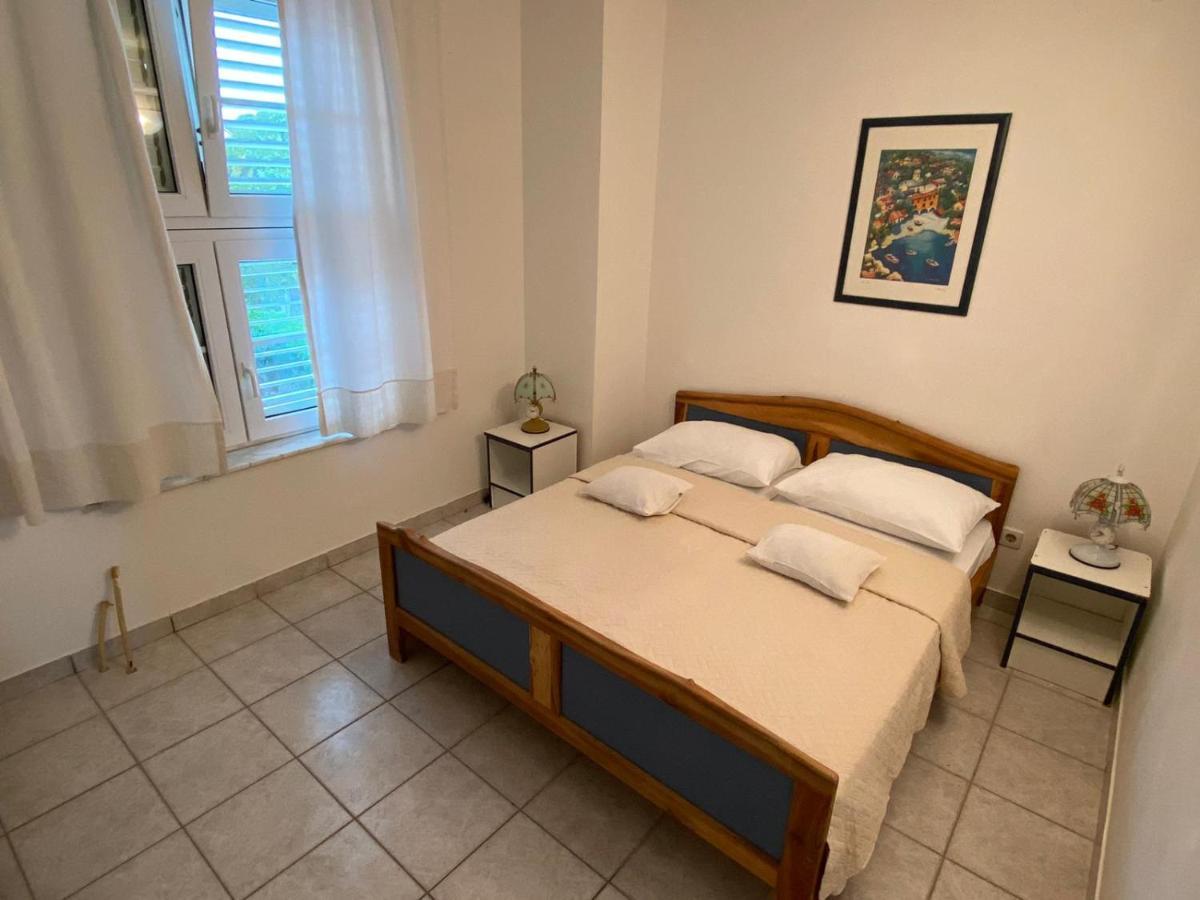 Blue Wave Apartments Turanj Esterno foto