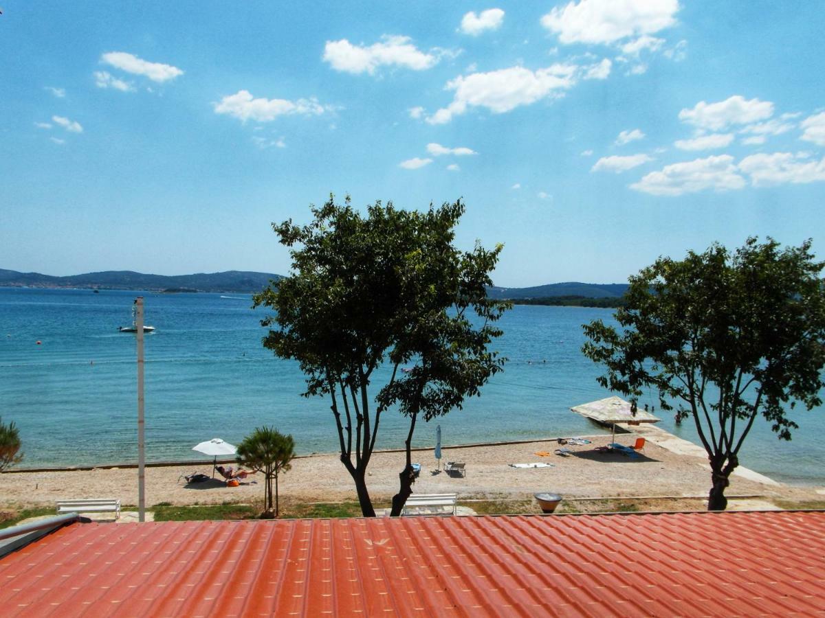 Blue Wave Apartments Turanj Esterno foto